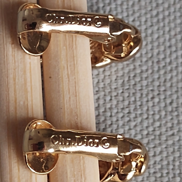 DIOR | Gold Plated with Clear Stones Clip On Earrings | Vintage - Picture 6 of 12